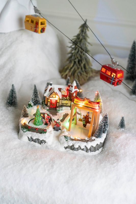 Julby - Hus och Tomte