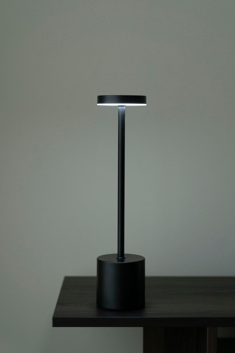 Uppladdningsbar Bordslampa 34cm Svart