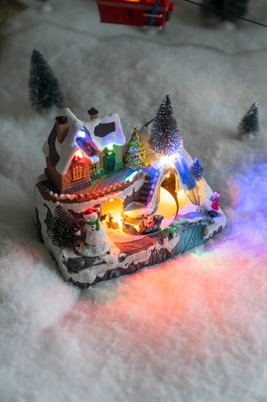 Julby - Älva och Snögubbe
