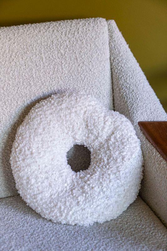 Kudde Donut 43x30cm - Vit
