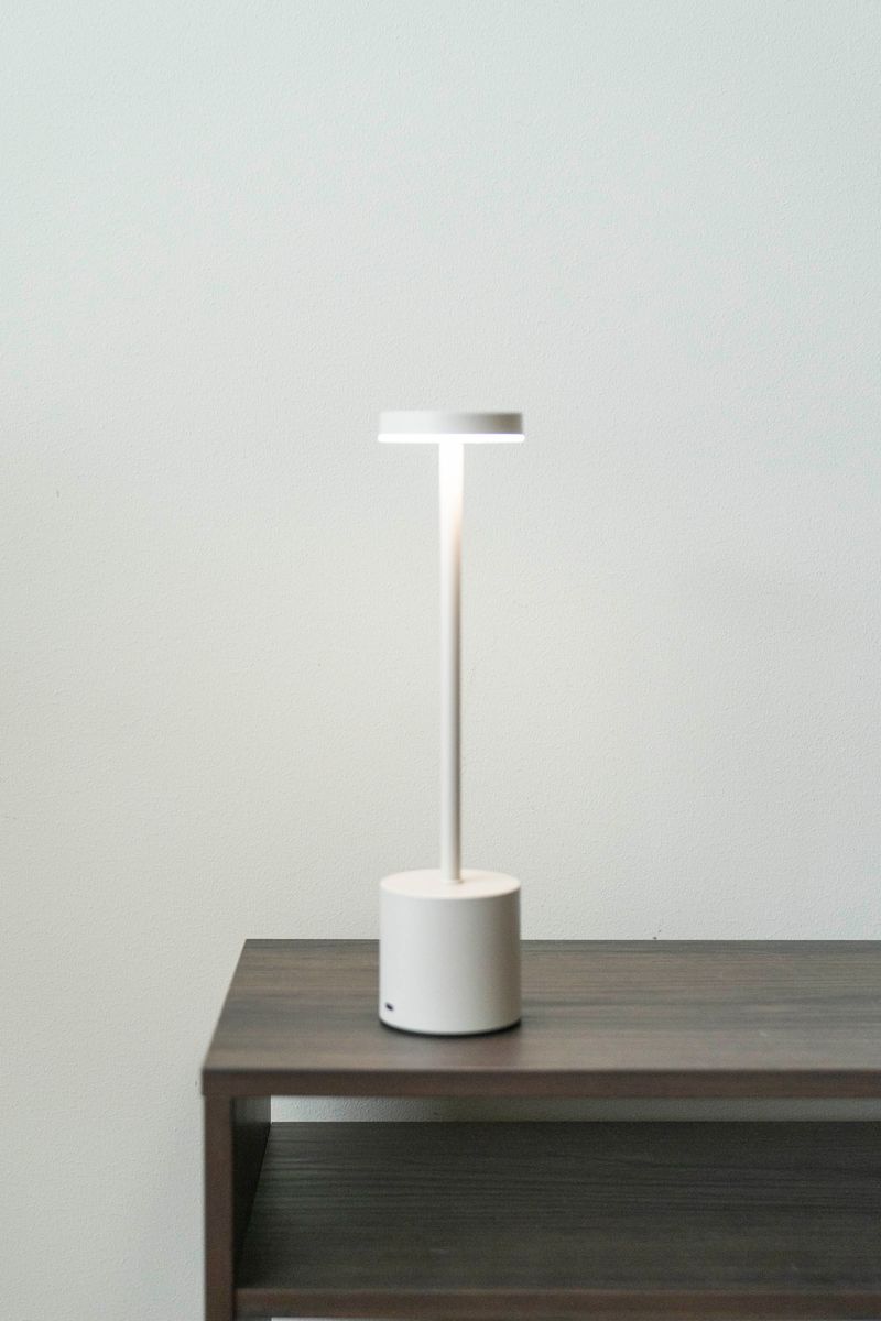 Uppladdningsbar Bordslampa 34cm Beige