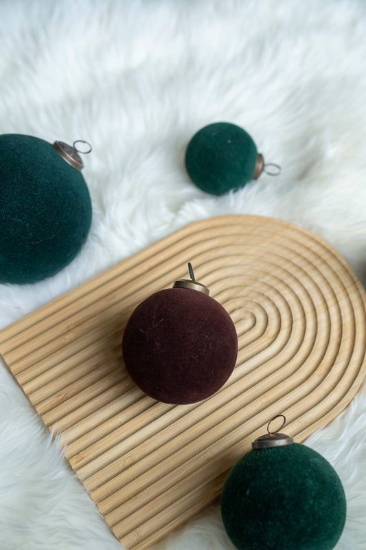 Julkula 10cm glas/velour – Brun/Röd
