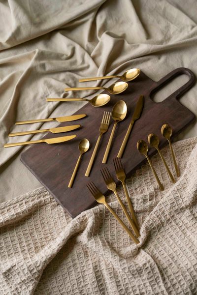 Huvudbild Bestikset 24 delar – Guld